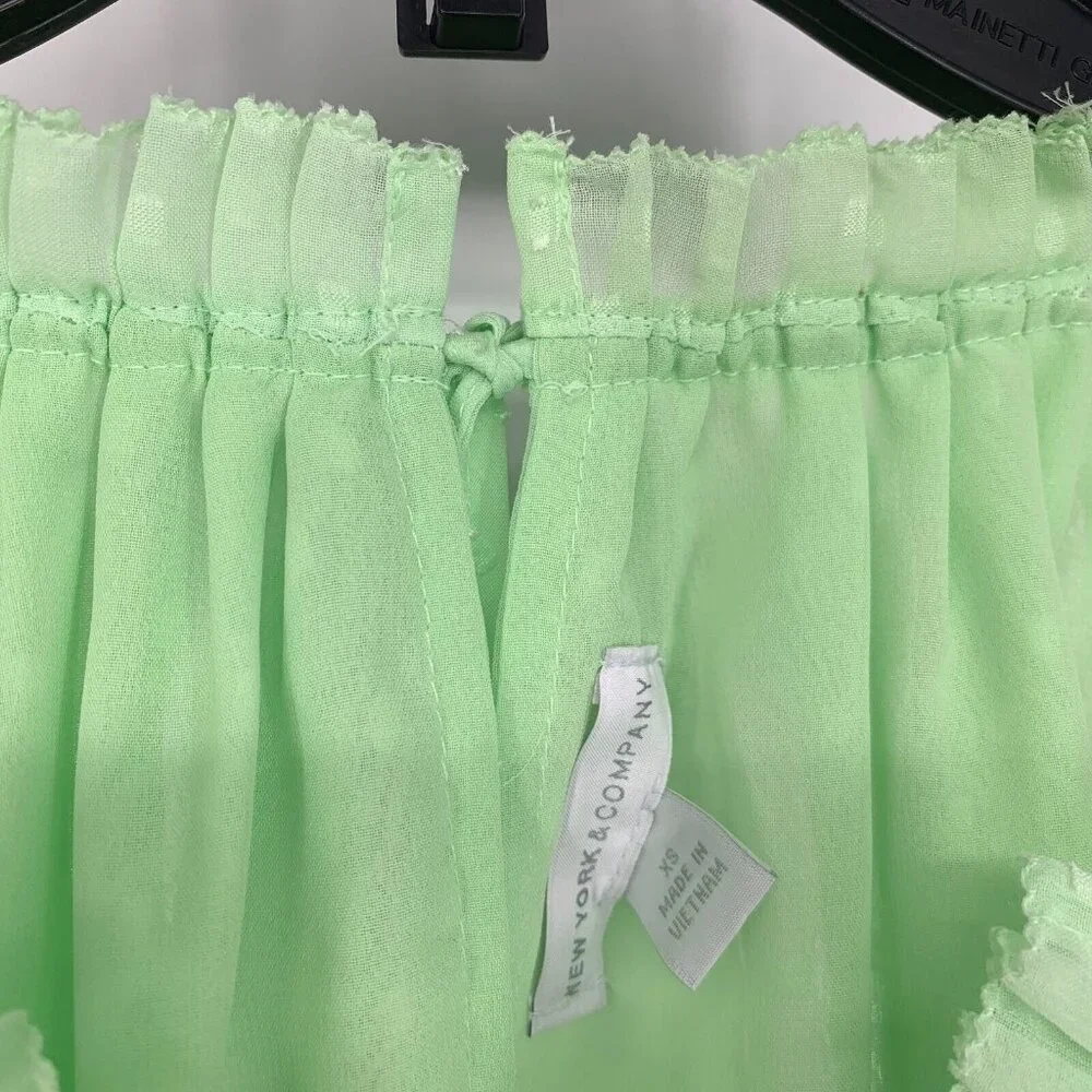 New York & Company Top Green Swiss Dot Sleeveless Halter Tank NWT - Picture 4 of 11